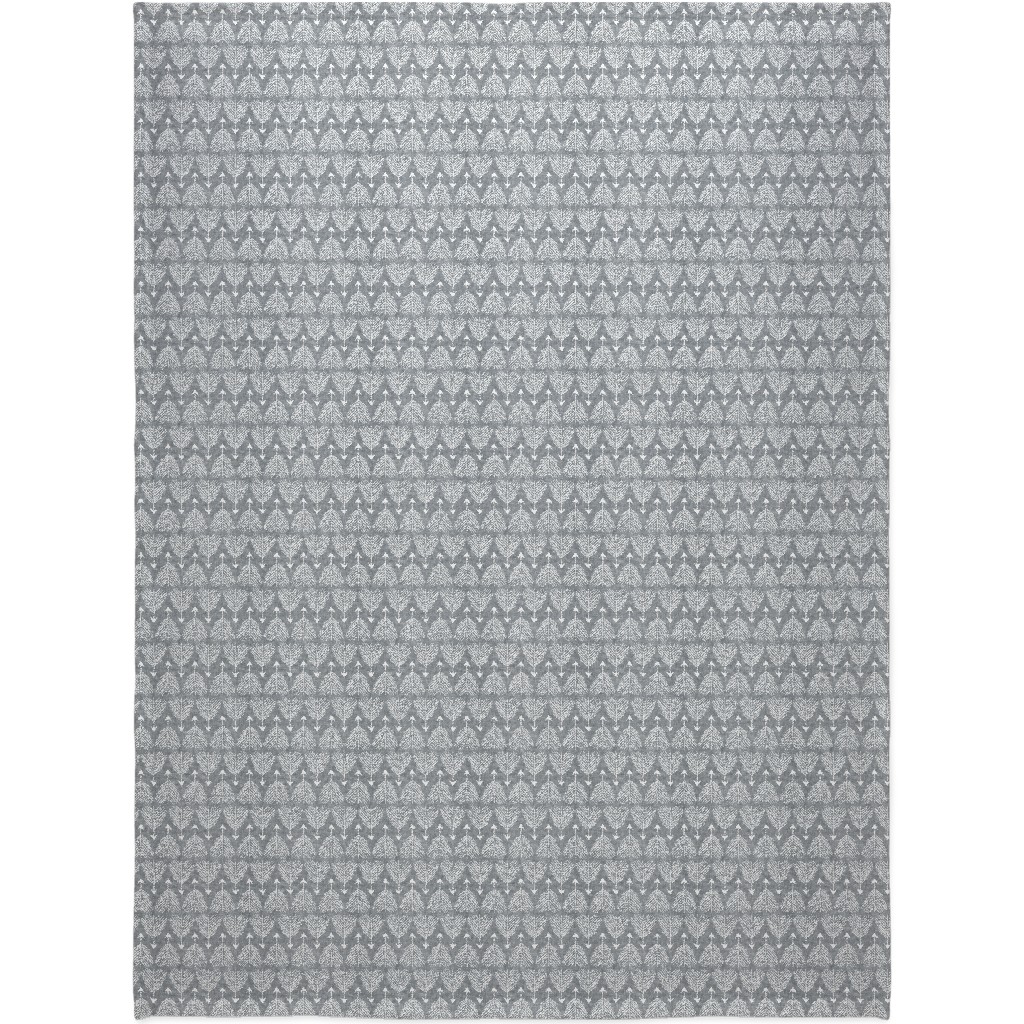 Django Arrows Blanket, Fleece, 60x80, Gray, Silver