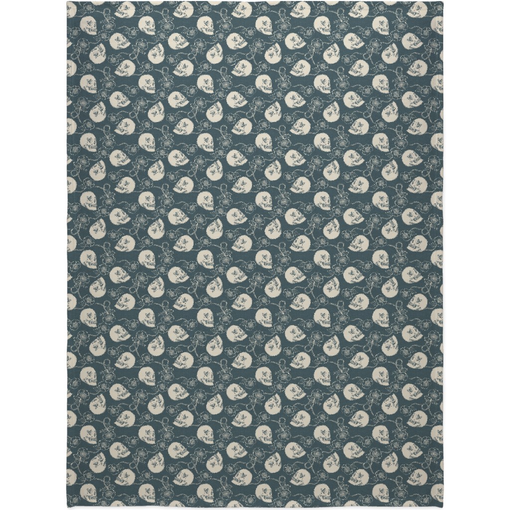 Skulls and Anemones - Grey Blanket, Fleece, 60x80, Gray, Gray