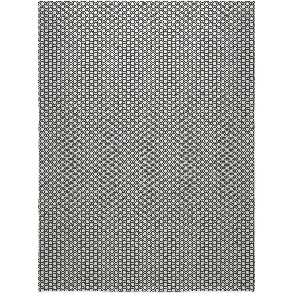 Lotta's Scandi Daisy - Navy on Cream Blanket, Sherpa, 60x80, Beige