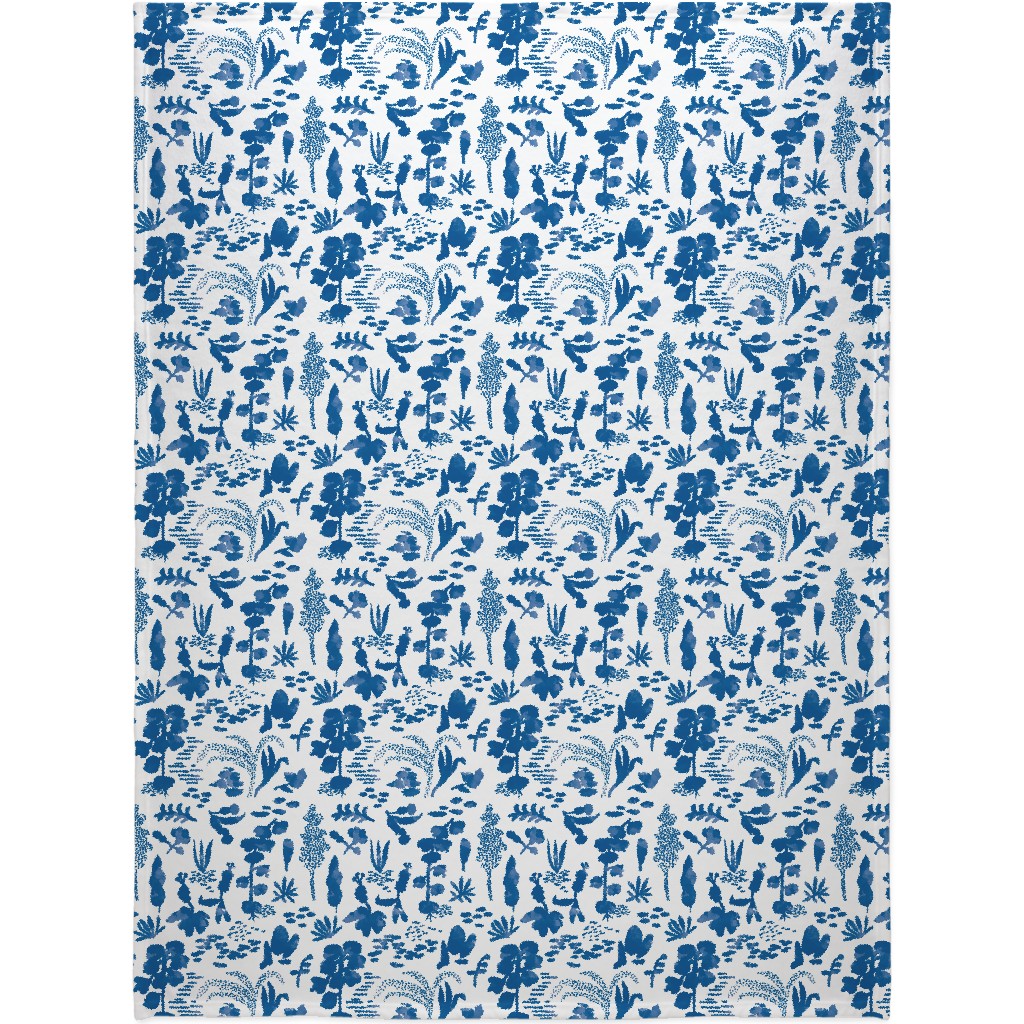 Blue and White Garden Blanket, Sherpa, 60x80, Blue, True Blue