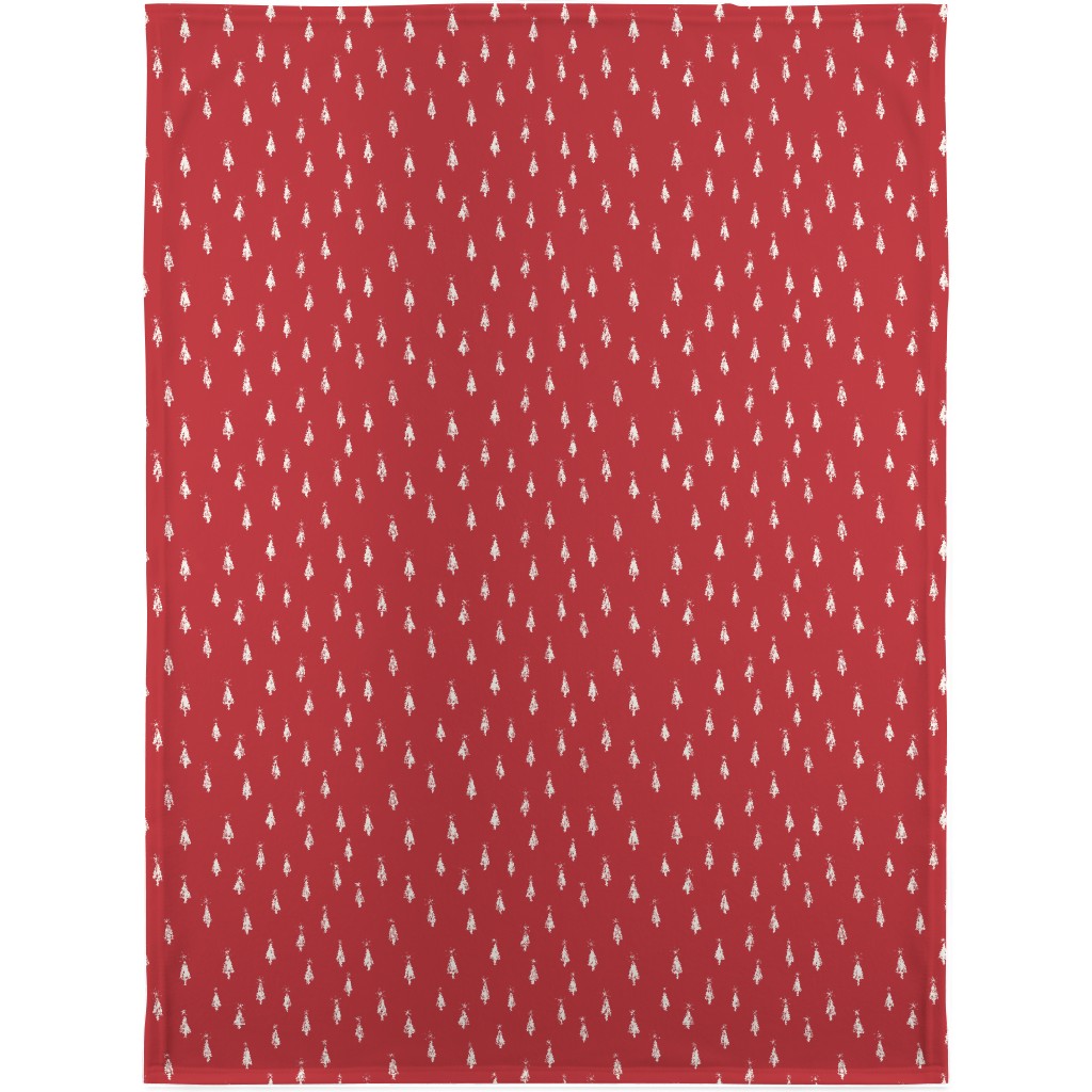 Christmas Trees on Pine Needle Blanket, Fleece, 30x40, Red, Firecracker