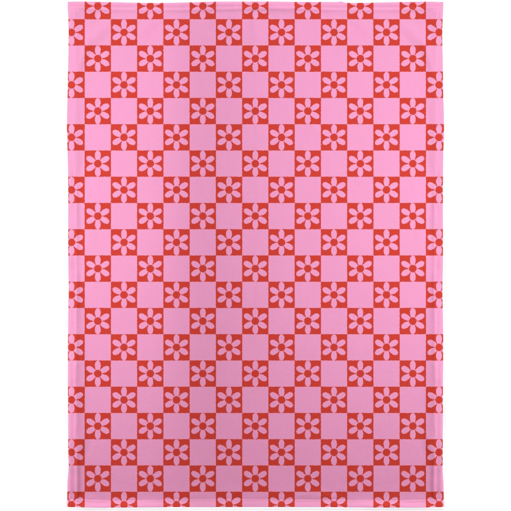 Daisy Checkerboard Blanket, Fleece, 30x40, Pink, Bubblegum