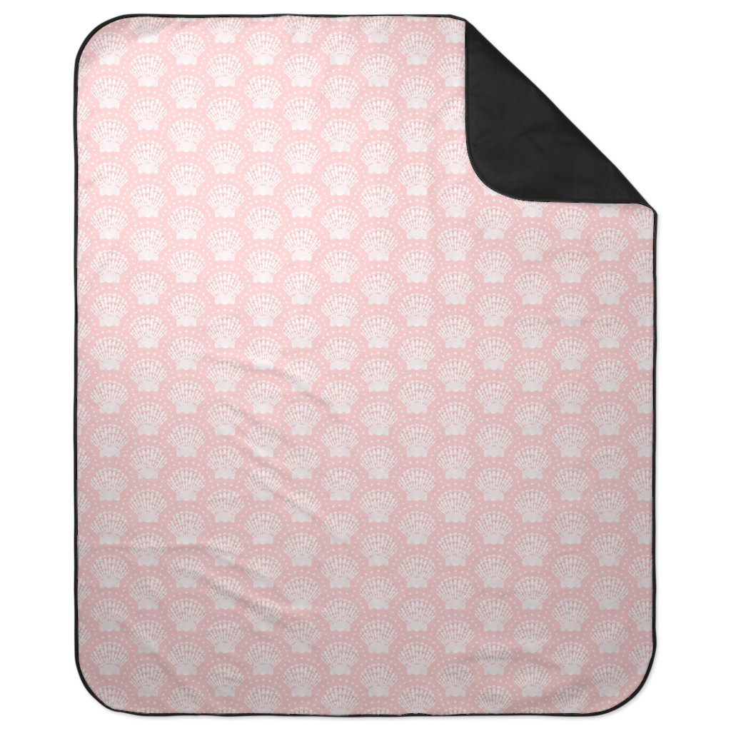 Pretty Scallop Shells - Pink Picnic Blanket, Pink, Bright Pink