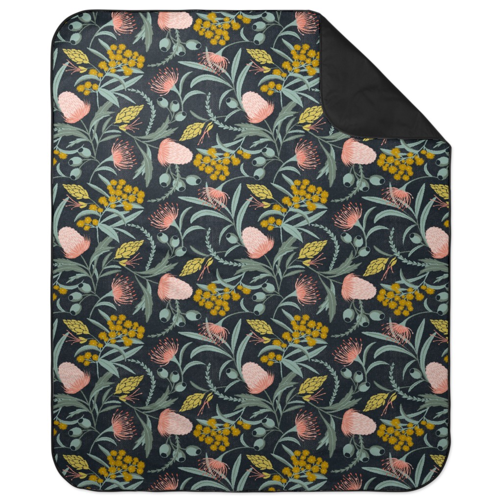 Flora Australis Botanical - Dark Picnic Blanket, Multicolor