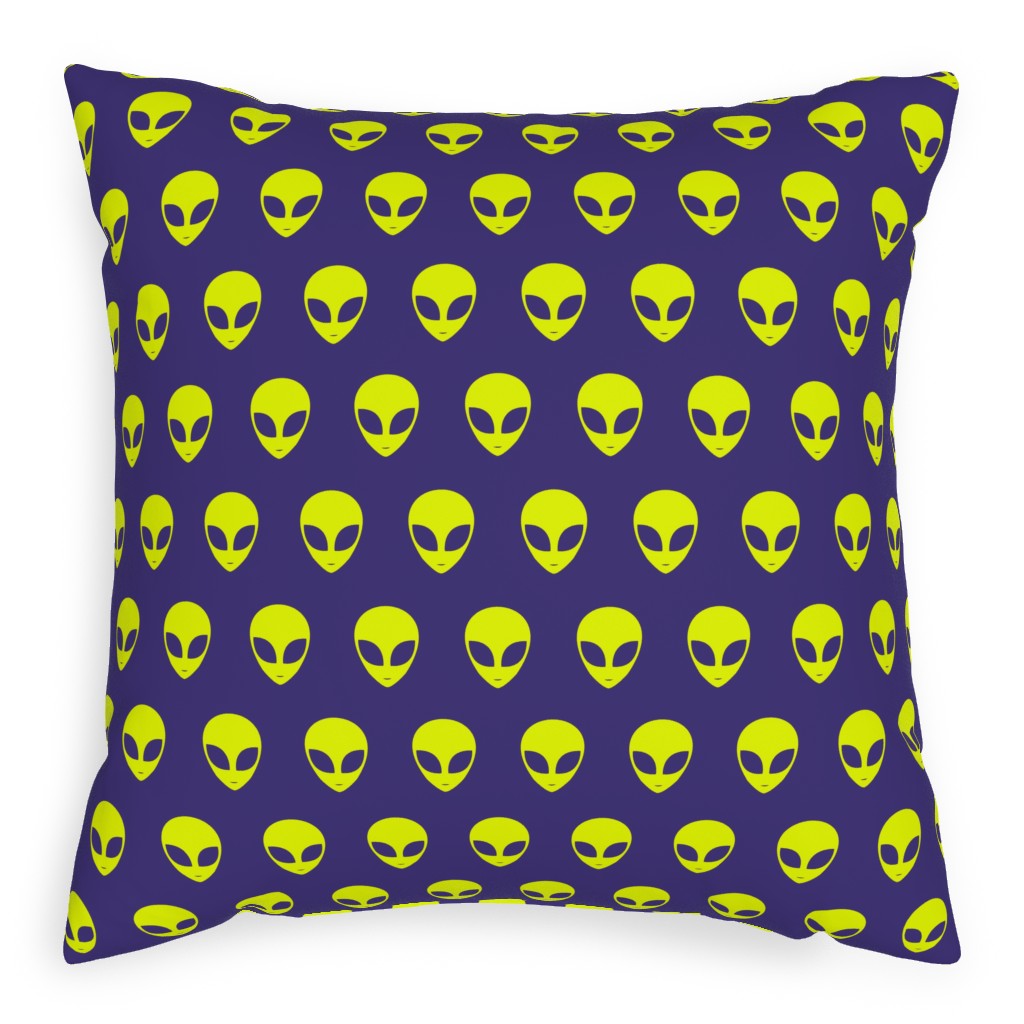 Retro Alien Heads Pillow, Woven, Beige, 20x20, Single Sided, Purple, Hyacinth