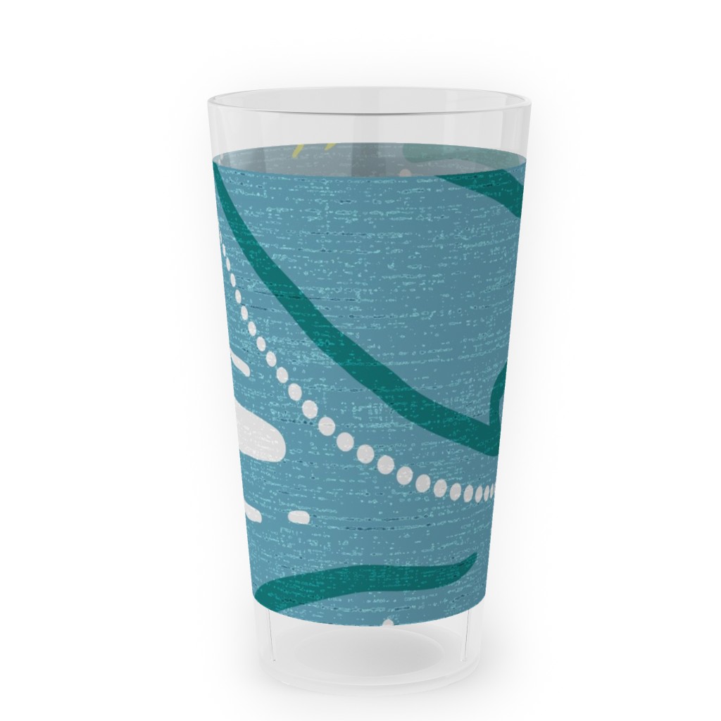 Mid Century Fish and Waves Outdoor Pint Glass, Blue