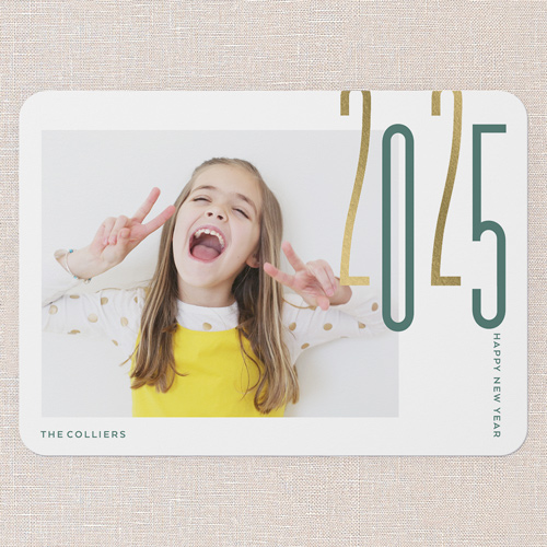 Chic Year New Year's Card, White, 5x7 Flat, New Year, Pearl Shimmer Cardstock, Rounded