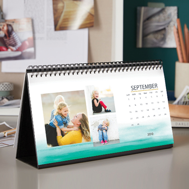 Upload Your Own Desk Calendar | Shutterfly